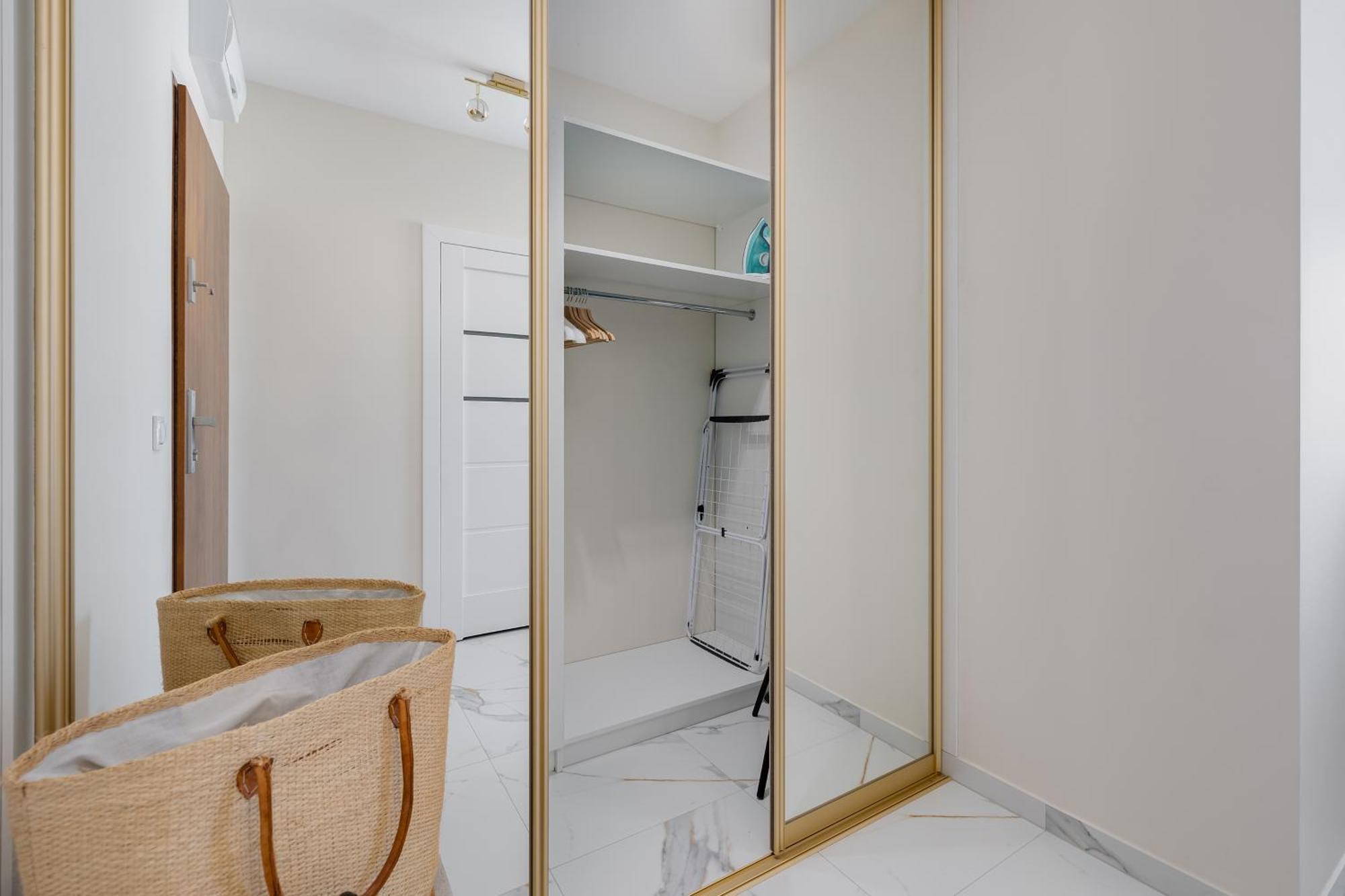 שצ'צ'ין Ts Gold New Town Apartment & Free Private Parking מראה חיצוני תמונה